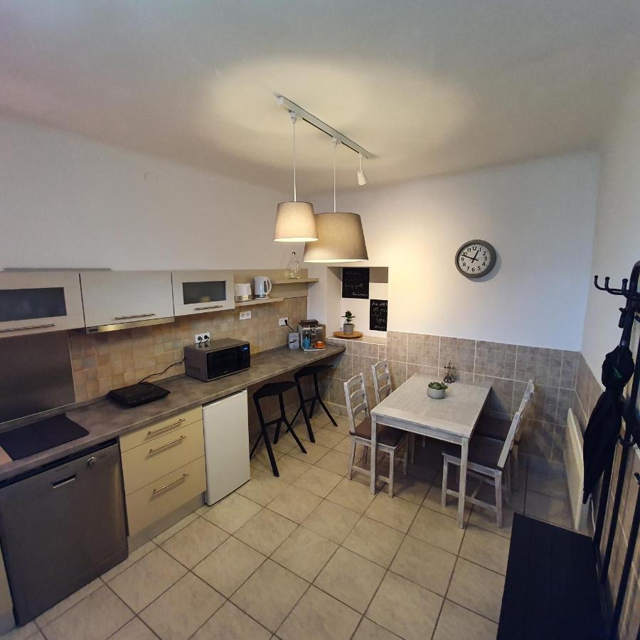 Corte Apartman Pápa Εξωτερικό φωτογραφία
