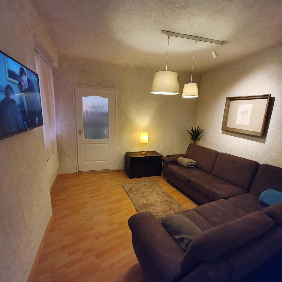Corte Apartman Pápa Εξωτερικό φωτογραφία