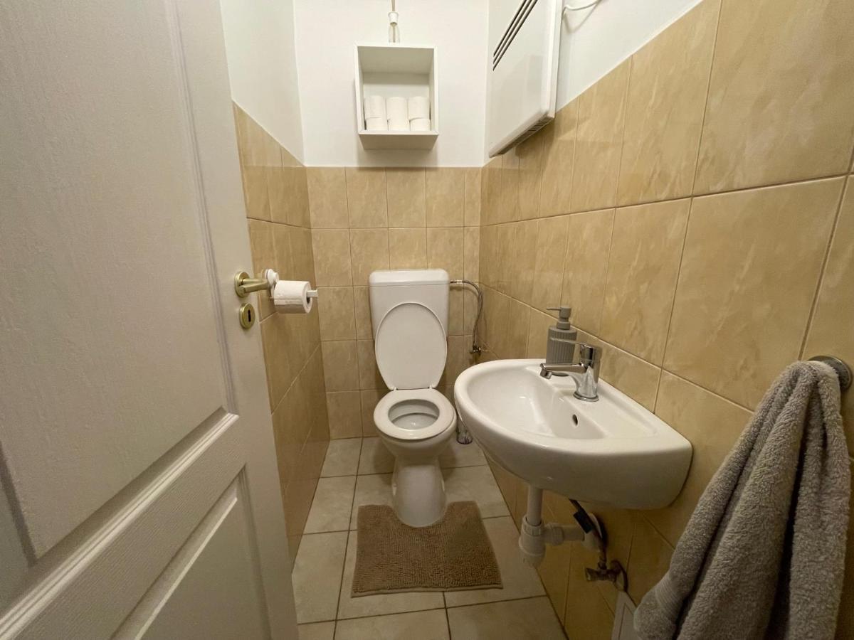 Corte Apartman Pápa Εξωτερικό φωτογραφία