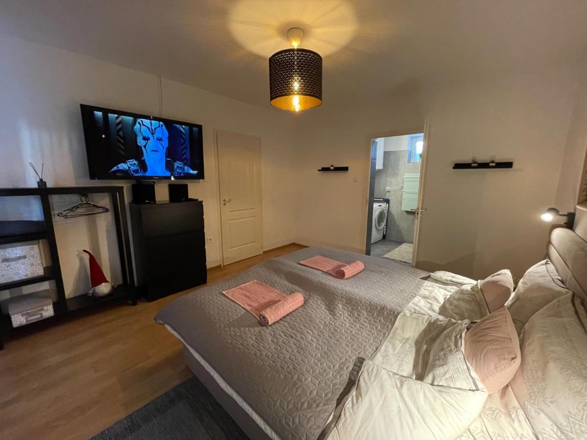 Corte Apartman Pápa Εξωτερικό φωτογραφία